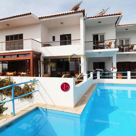 Guesthouse Vila Lusitania 푼샬 외부 사진
