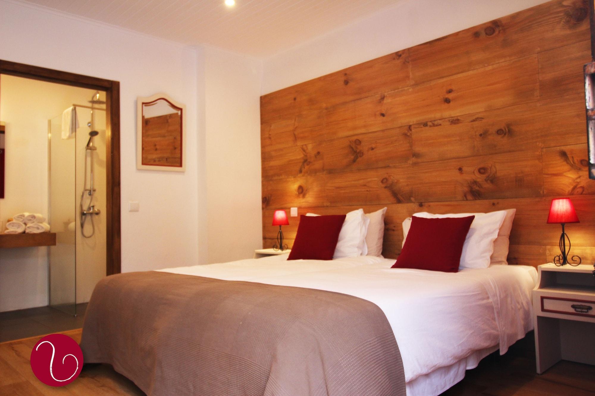 Guesthouse Vila Lusitania 푼샬 외부 사진