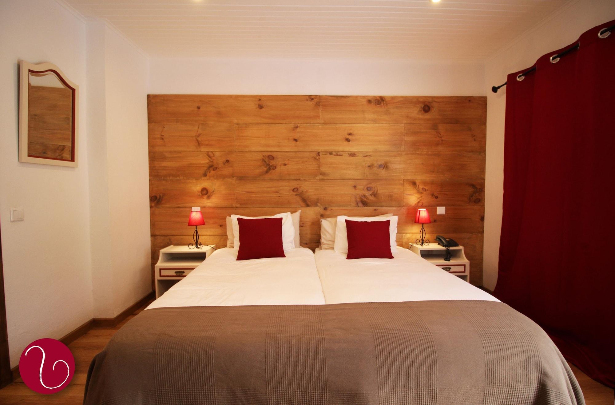 Guesthouse Vila Lusitania 푼샬 외부 사진
