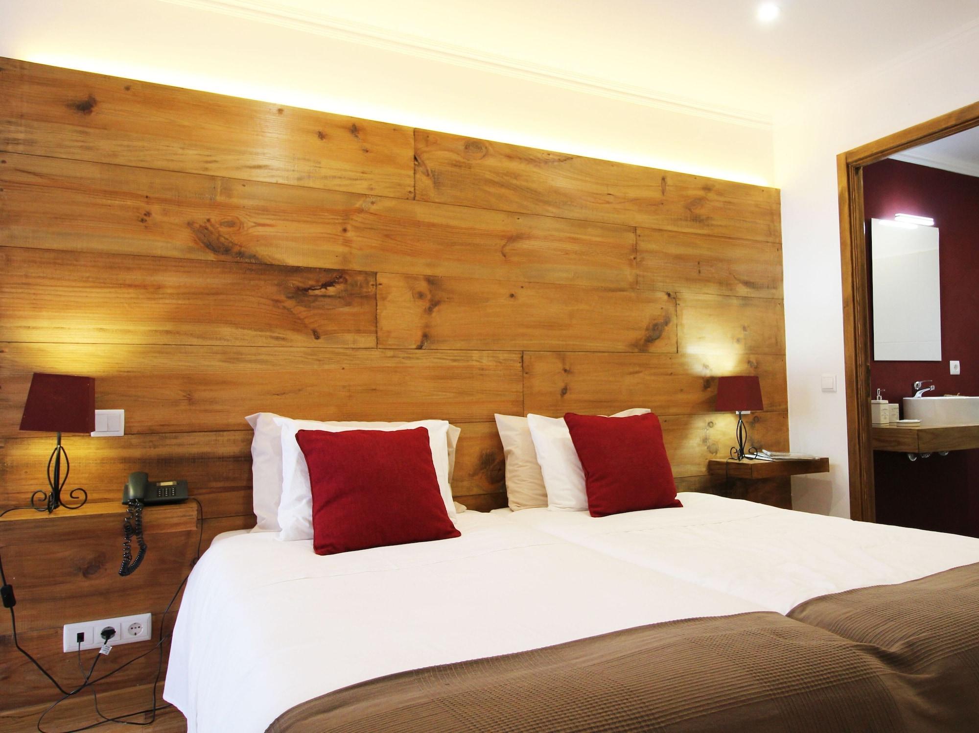 Guesthouse Vila Lusitania 푼샬 외부 사진