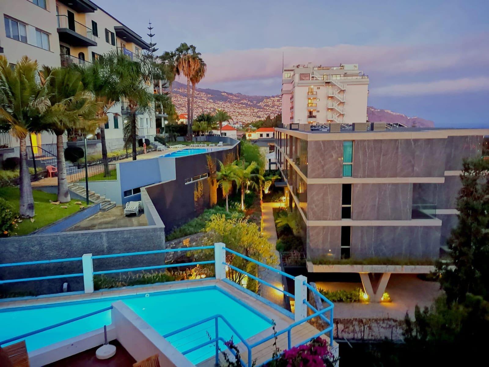 Guesthouse Vila Lusitania 푼샬 외부 사진