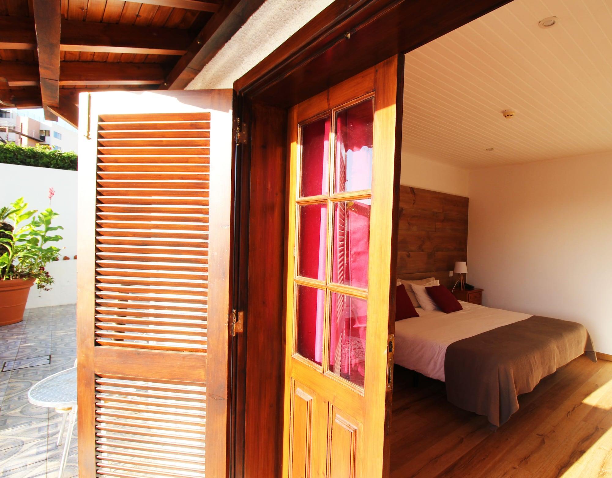 Guesthouse Vila Lusitania 푼샬 외부 사진