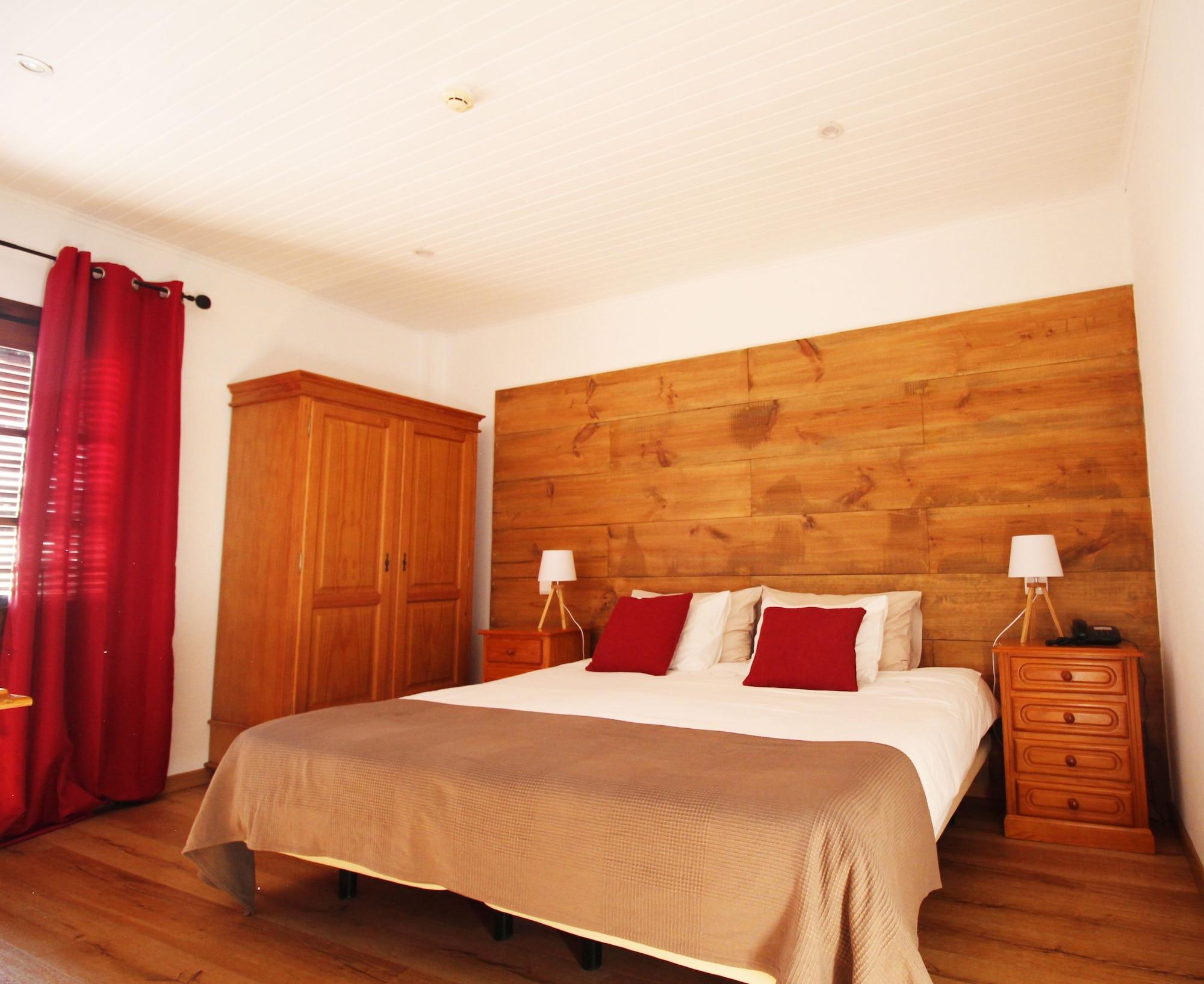 Guesthouse Vila Lusitania 푼샬 외부 사진