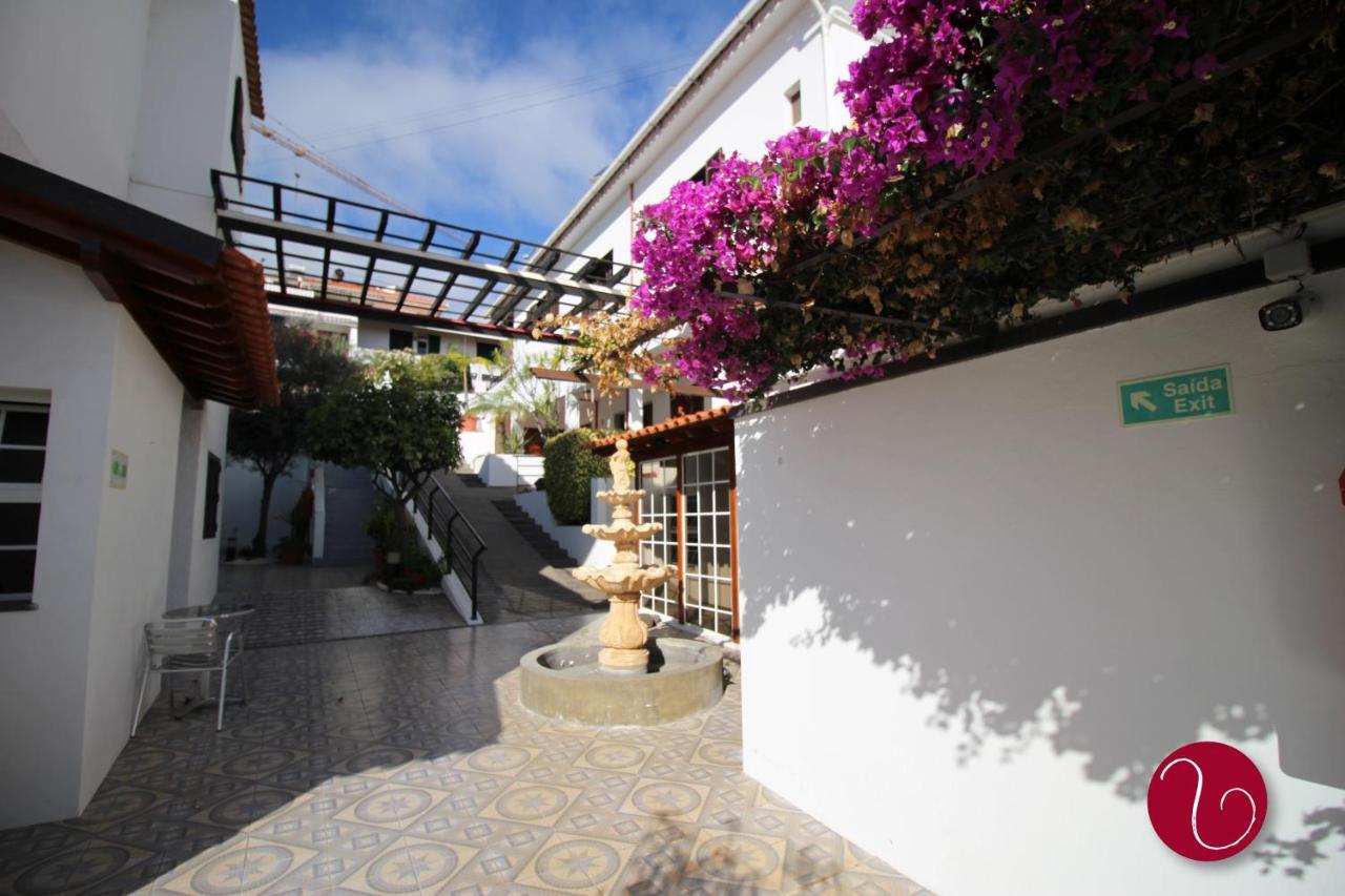 Guesthouse Vila Lusitania 푼샬 외부 사진