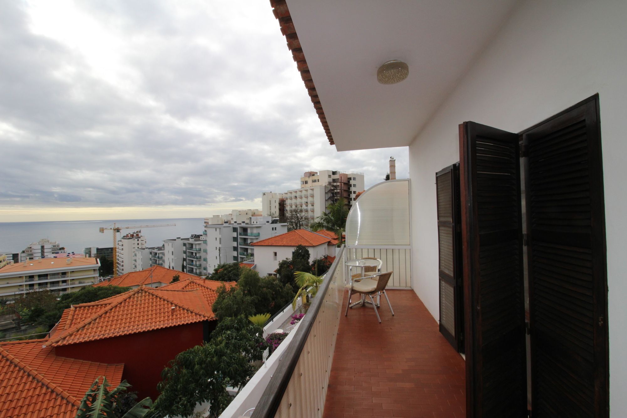 Guesthouse Vila Lusitania 푼샬 외부 사진