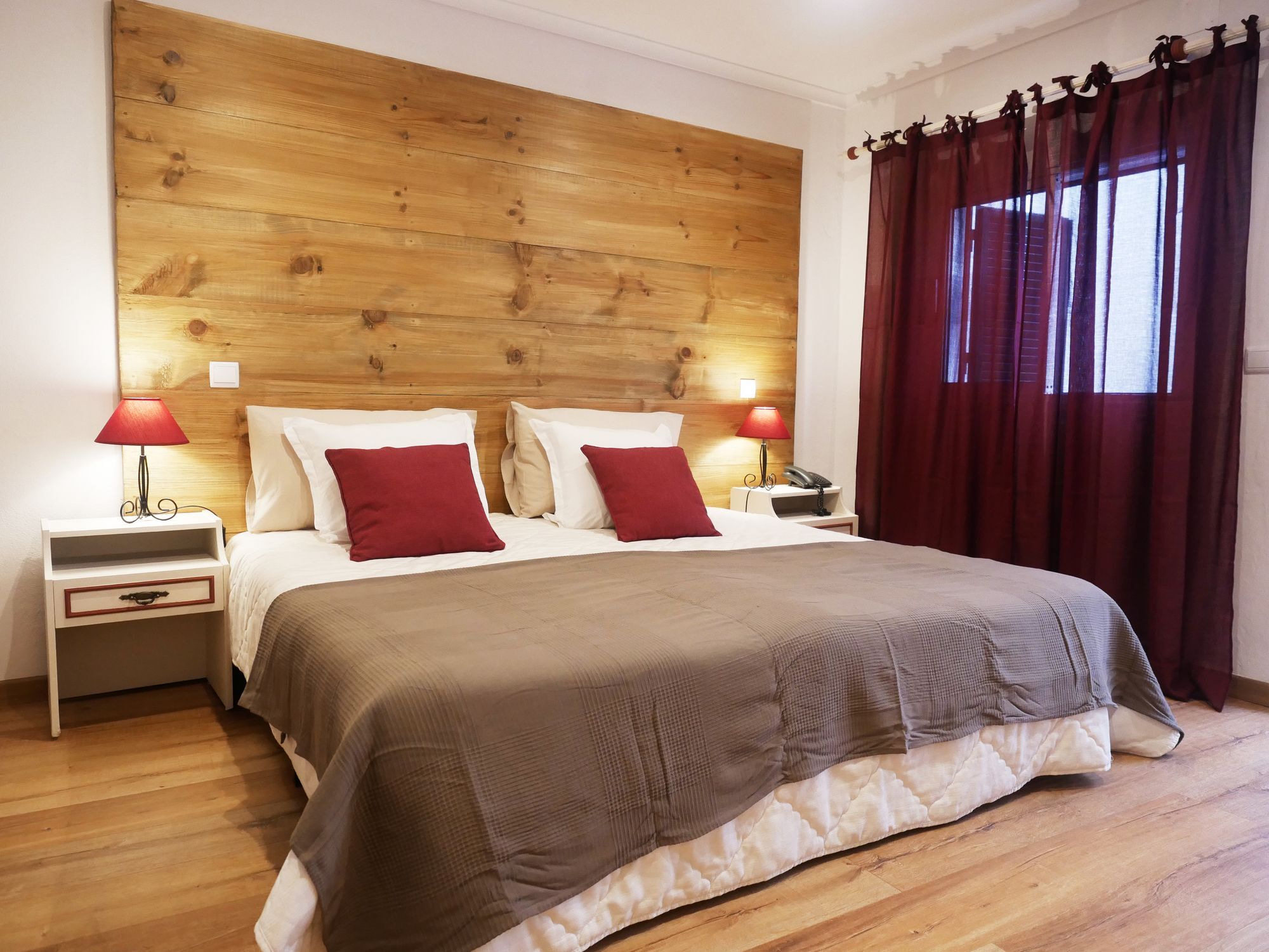 Guesthouse Vila Lusitania 푼샬 외부 사진