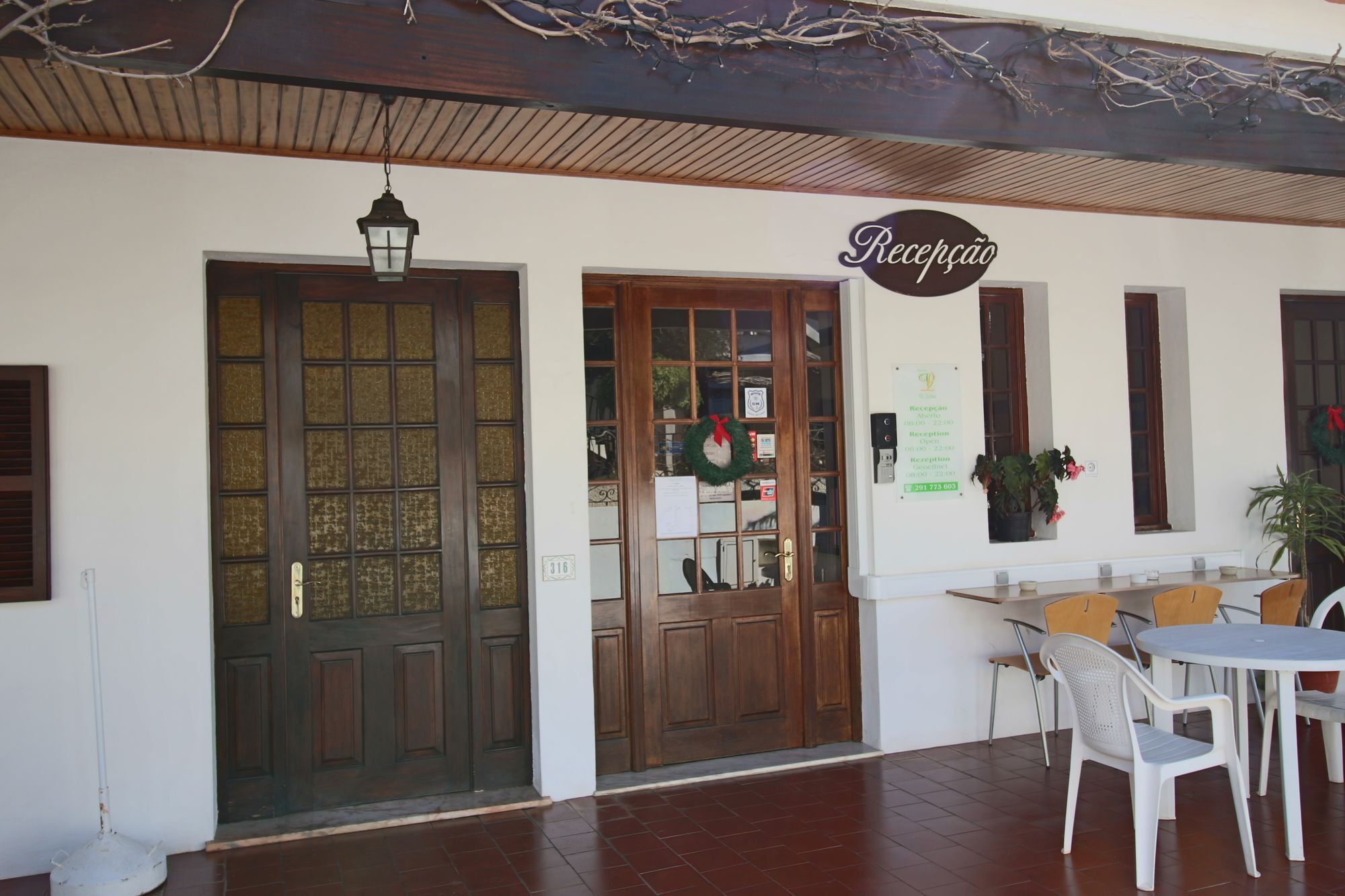 Guesthouse Vila Lusitania 푼샬 외부 사진